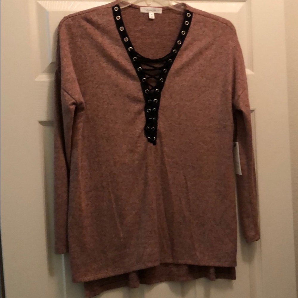 NWT! Women’s top
